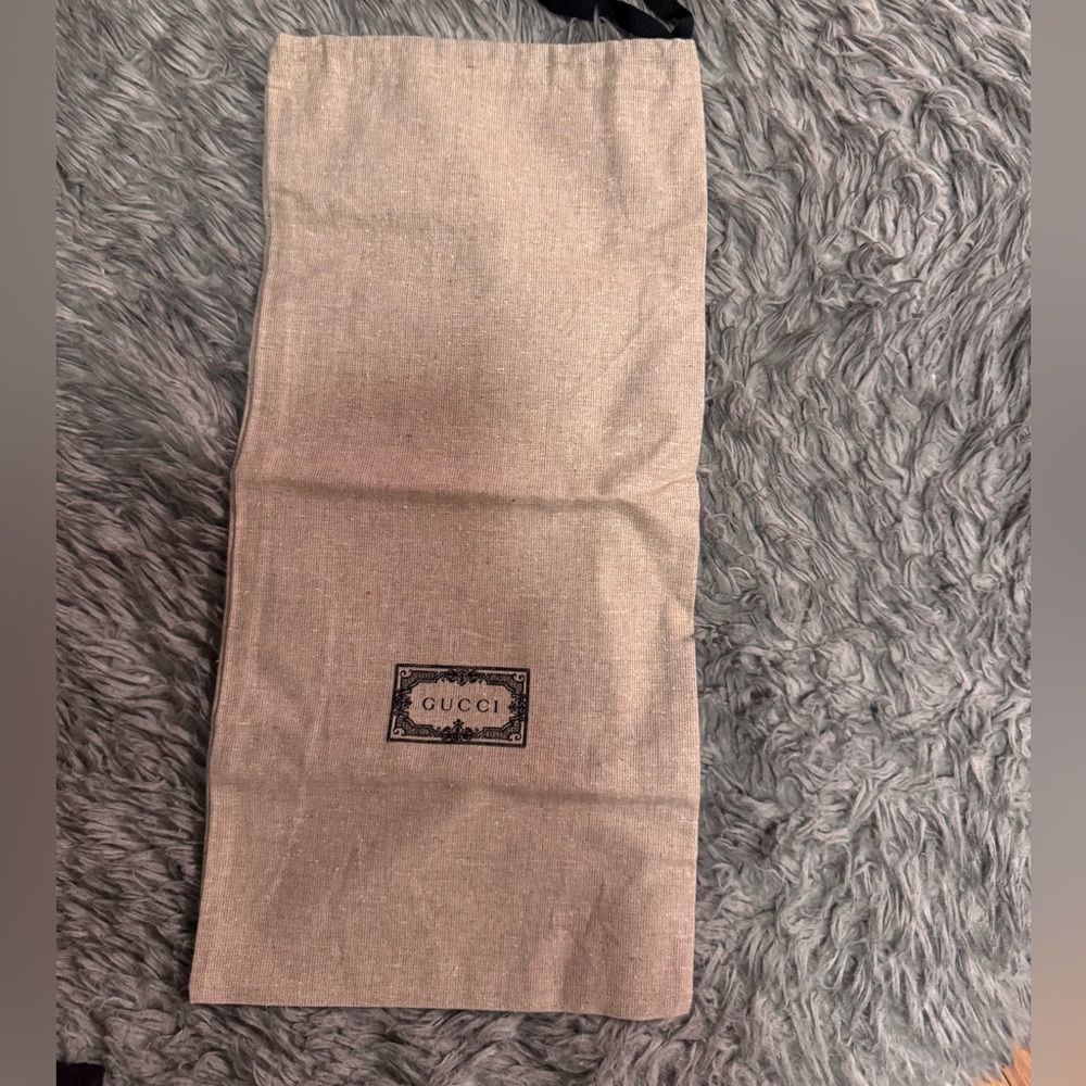 Gucci dust bag